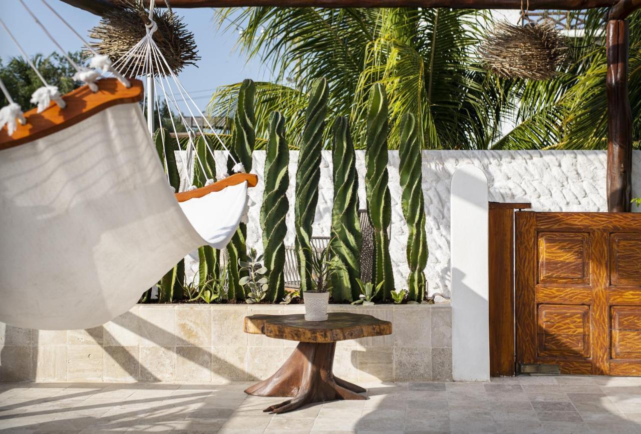 El Corazon Boutique Hotel - Adults Only With Beach Club'S Pass Included Isla Holbox Exterior photo