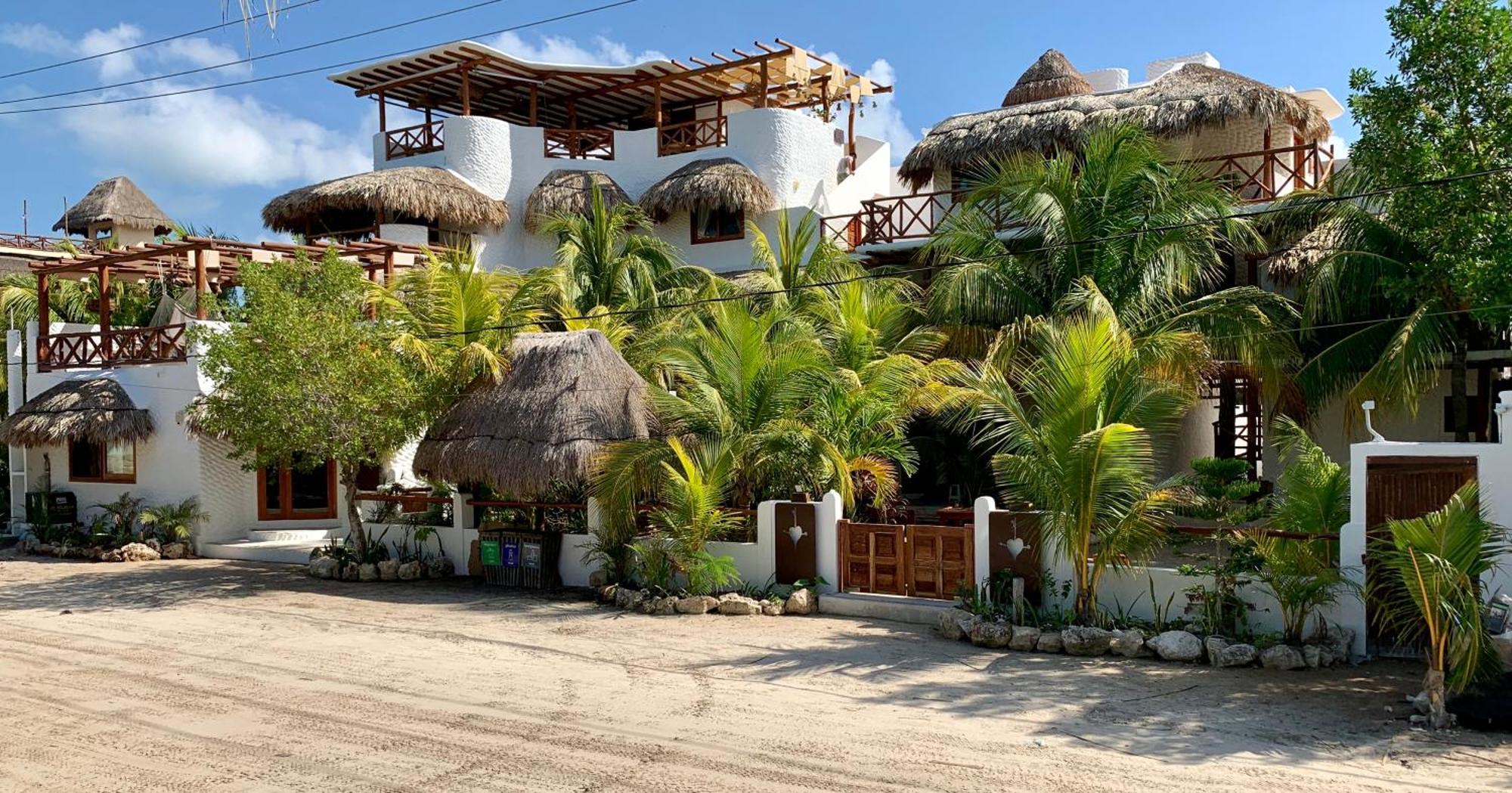 El Corazon Boutique Hotel - Adults Only With Beach Club'S Pass Included Isla Holbox Exterior photo